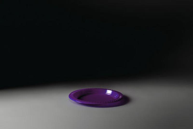PRL-015 PRATO PLAST. LILAS COPOBRAS  50X10 CX/500 UN